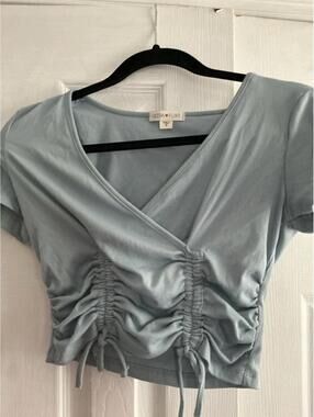 Ultra Flirt sz small crop top